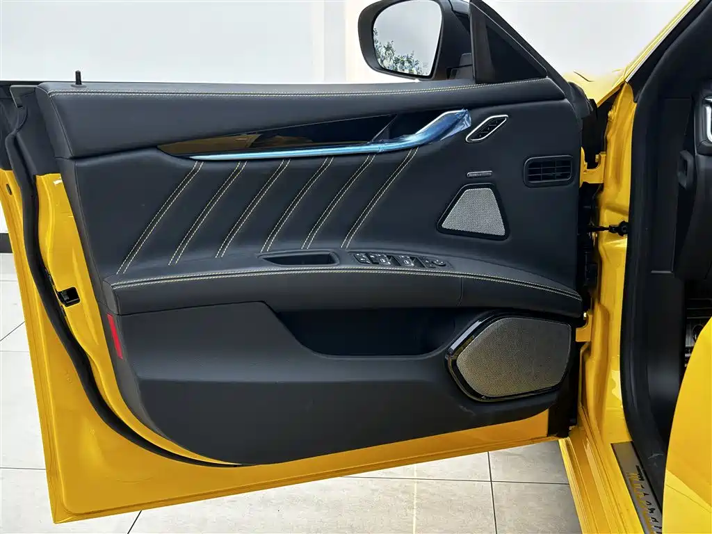 Maserati Ghibli 2024 2022 3.0T Modena
