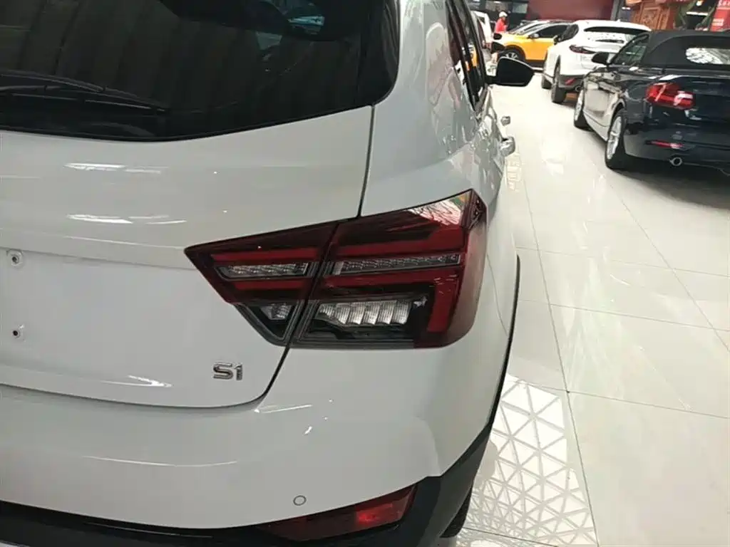Geely Vision S1 2019 2019 Upgrade 1.5L CVT Luxury