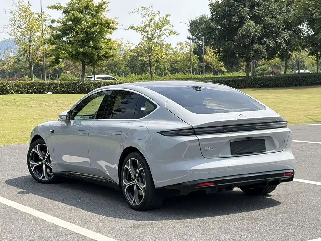 Фото 4 - NIO ET5