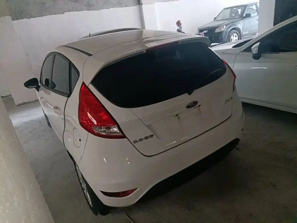 Ford Fiesta 2016 2013 Hatchback 1.5L Automatic Premium