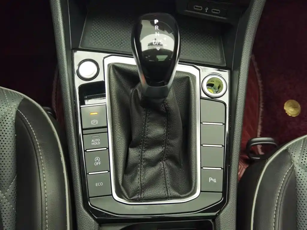 Volkswagen Sagitar, миниатюра 13