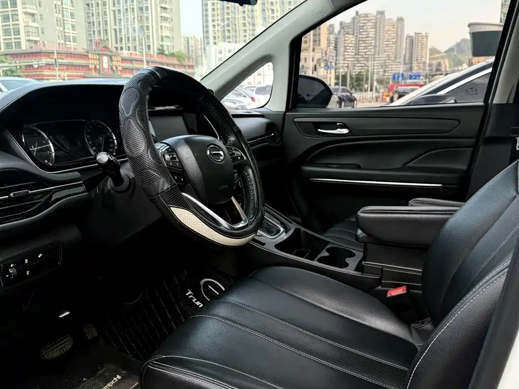 GAC Trumpchi Trumpchi M6 2021 270T DCT Premium Edition (7-seater) фото 3