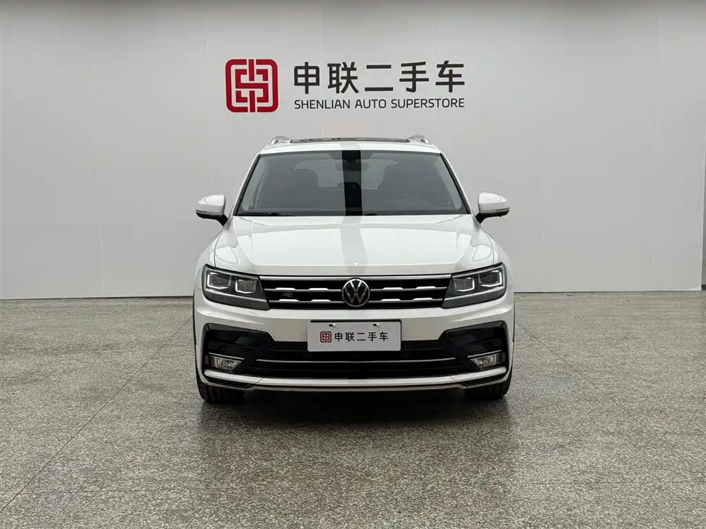 Volkswagen Tiguan L 2021 330TSI Automatic 2WD R-Line Premium фото 5