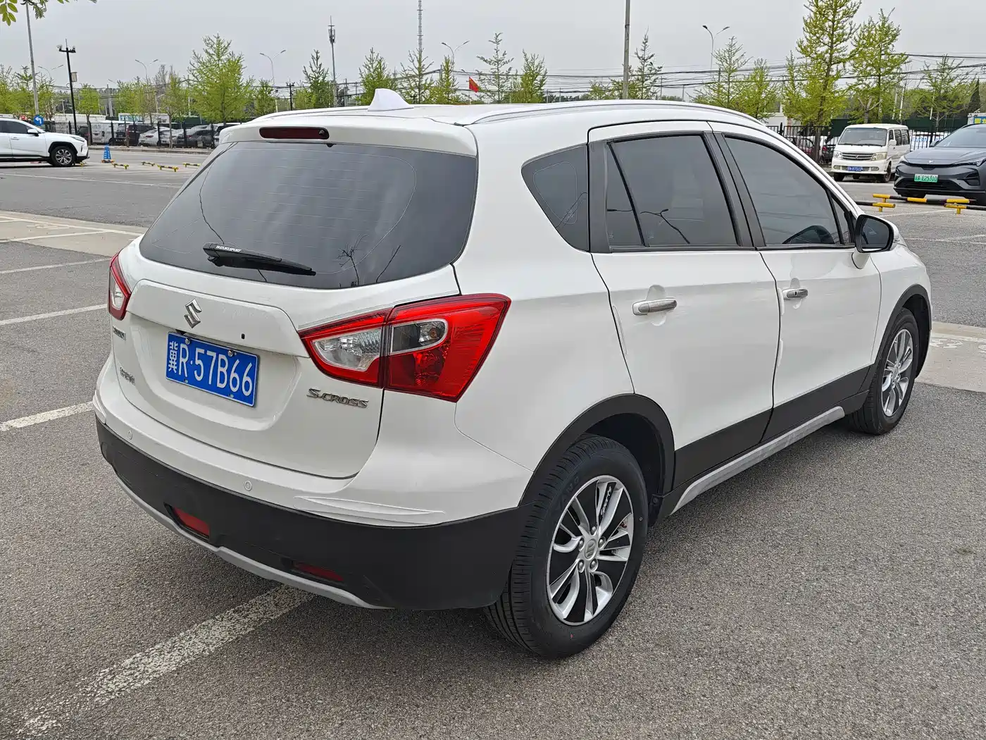 Suzuki SX4 S-Cross 2014 2014 1.6L CVT 2WD Elite