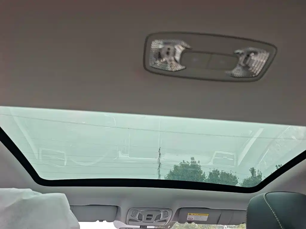 Roewe i6 MAX EV 2024 2023 EV 420 Sunroof Special Edition