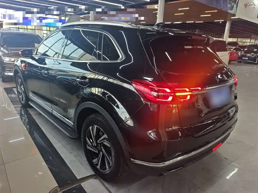 Hongqi HS5 2022 2.0T Smart Connect Premium Edition фото 5