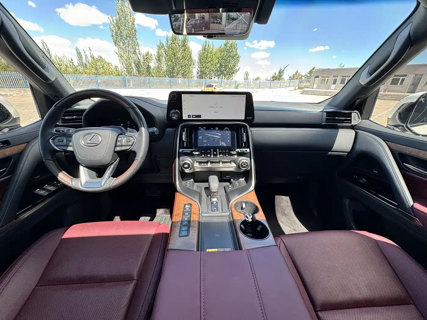 Lexus LX 2026 2025 700h Boundary Edition