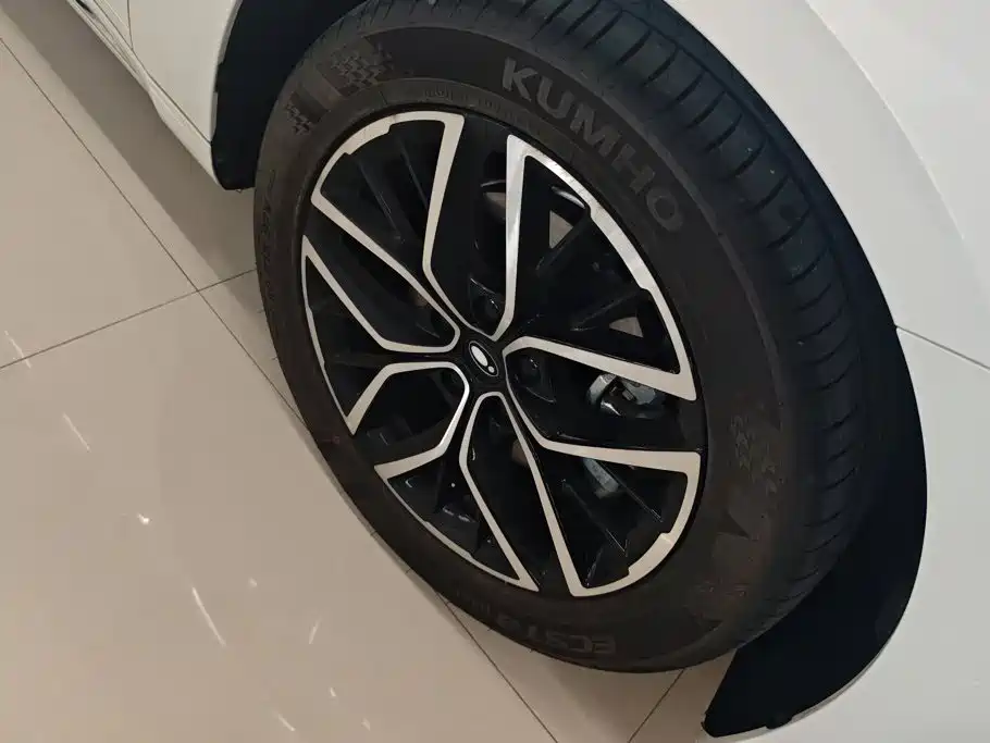 Ora Lightning Cat 2025 2022 555km Luxury Edition