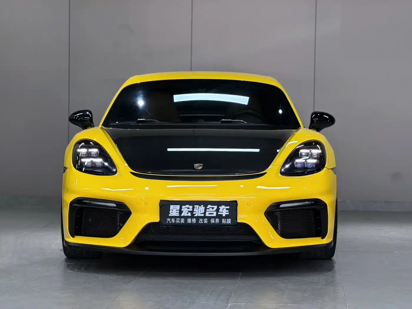 Porsche 718 2018 Cayman 2.0T фото 2