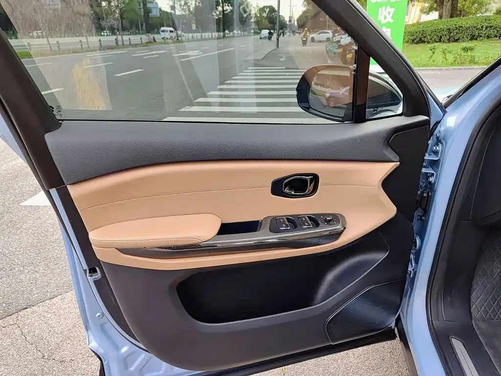 Фото 6 - NIO ES6