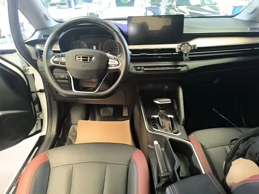 Geely Vision X3 2022 2021 PRO 1.5L CVT Premium