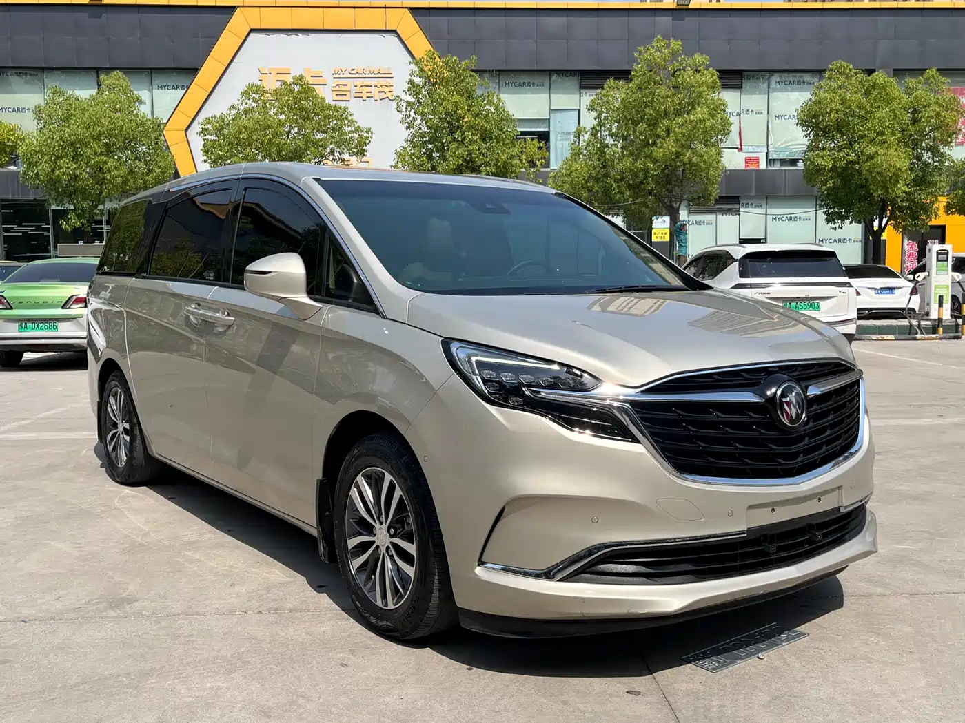 BUICK GL8