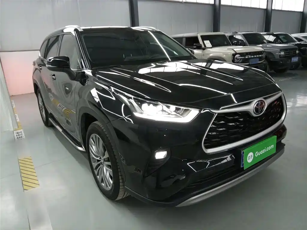 Toyota Highlander 2024 2.5L Smart Hybrid 4WD Premium 7-seater фото 22