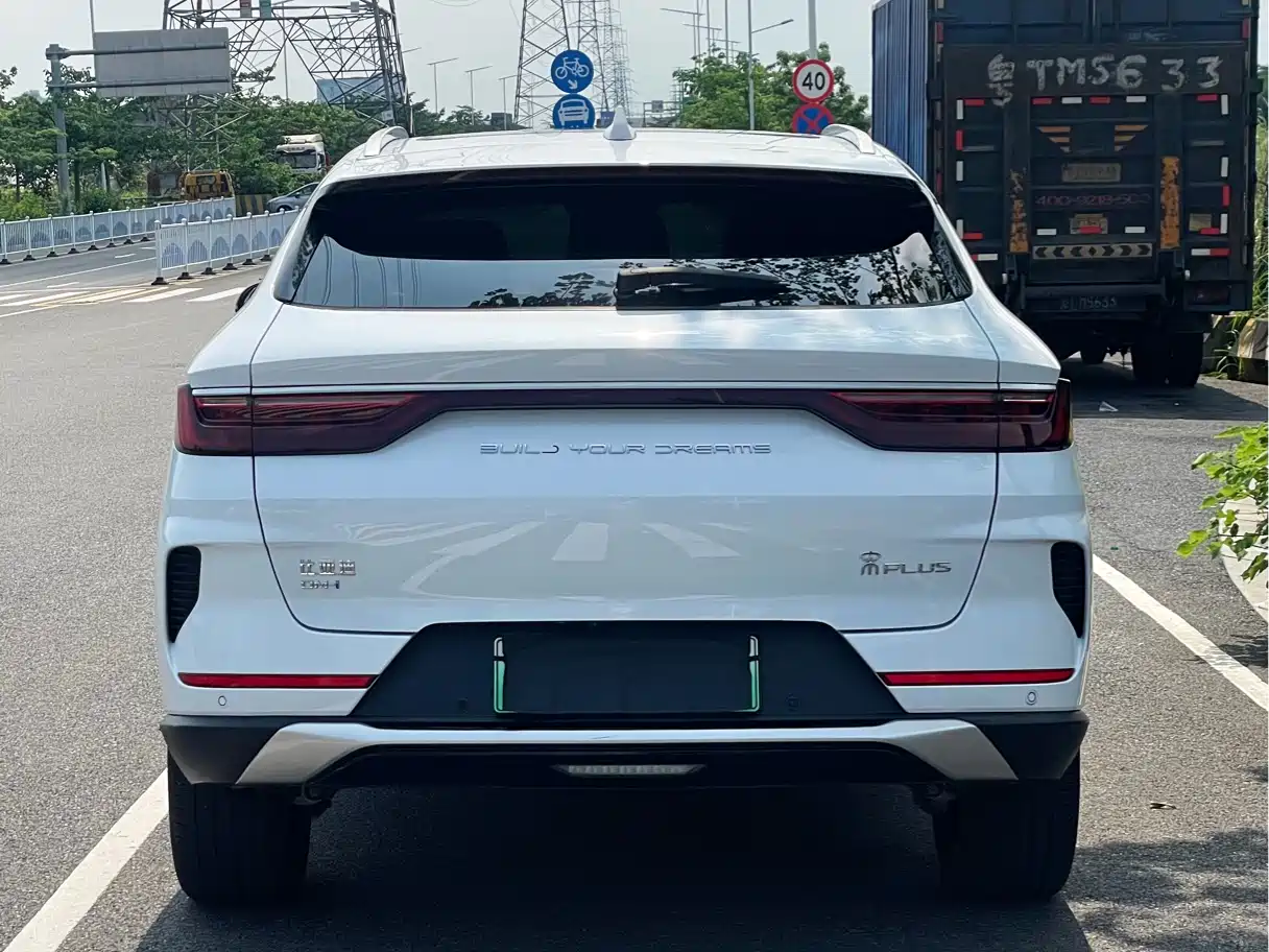 BYD Song PLUS PHEV 2021 DM-i 51KM Honor фото 8
