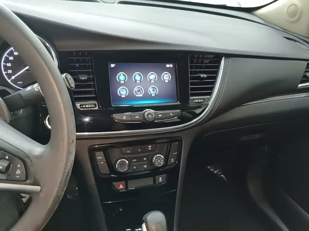 Фото 13 - Buick Encore