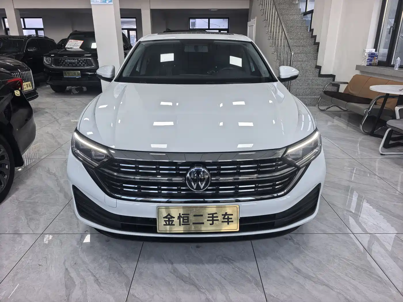 Volkswagen Sagitar 2025 300TSI DSG Flying Leap Edition фото 3