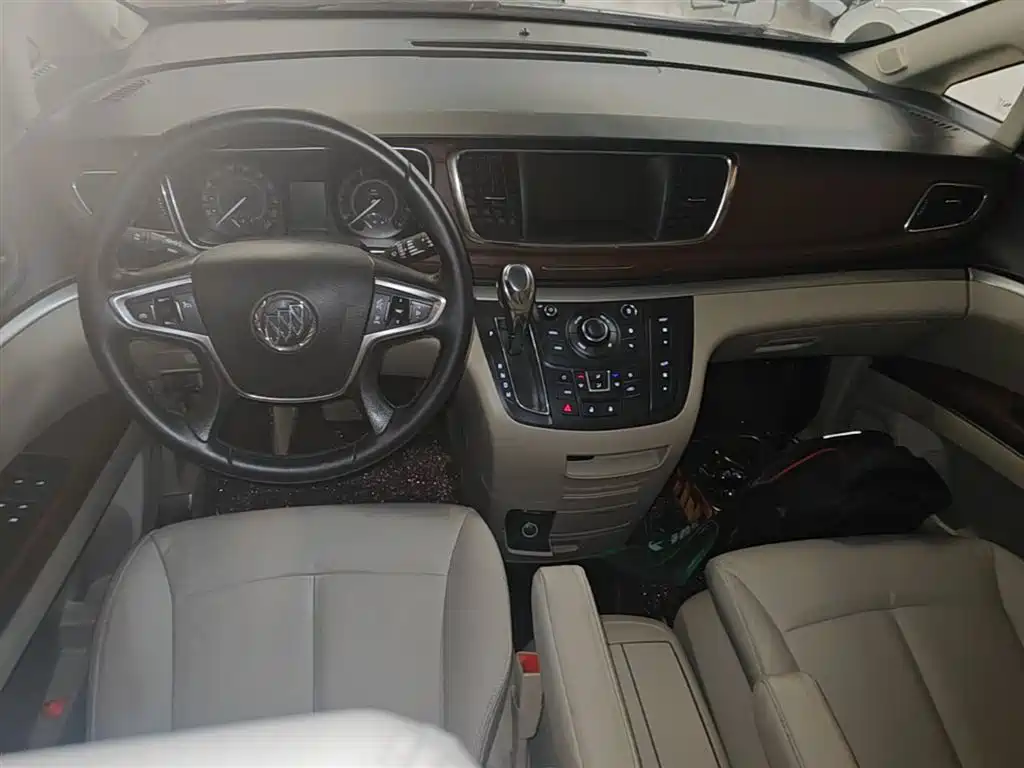 Buick GL8 2018 28T Luxury Model China VI фото 10