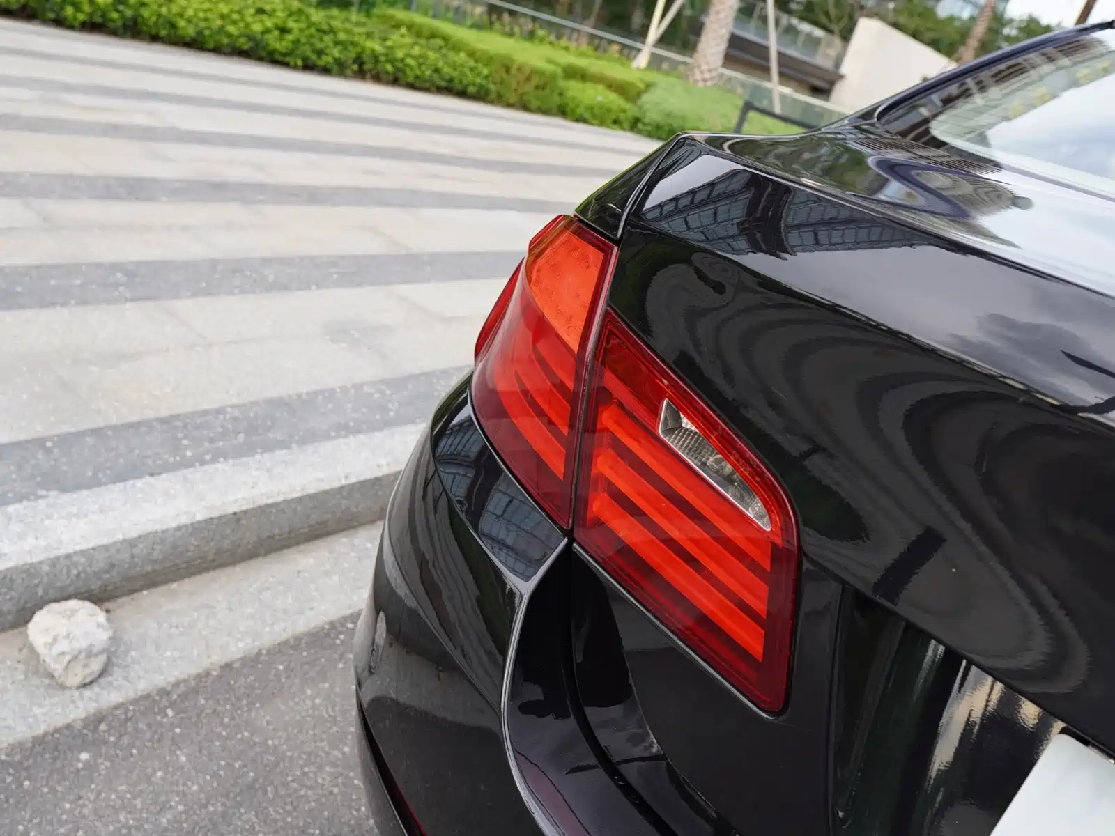 Photo 26 - BMW 5 Series