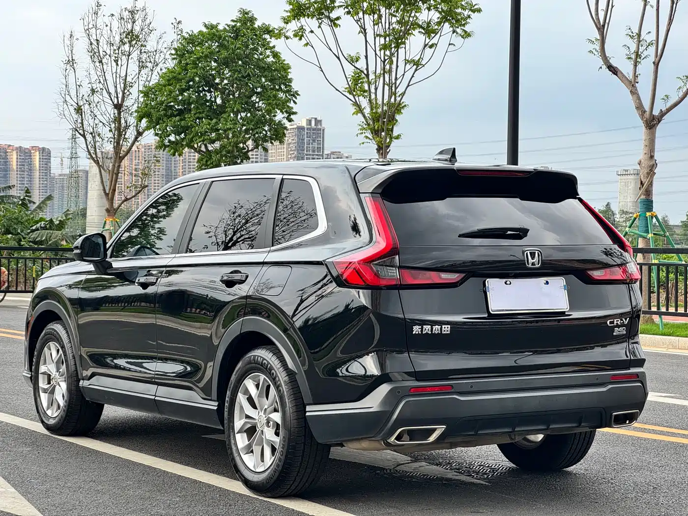 Фото 9 - Honda CR-V