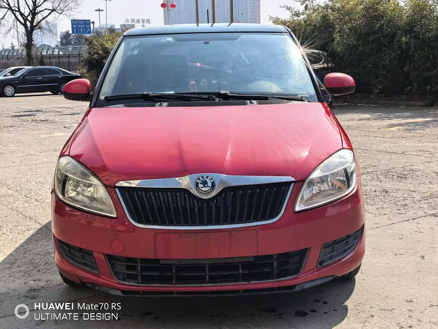Škoda Fabia 2012 1.4L Automatic Crystal Edition фото 2