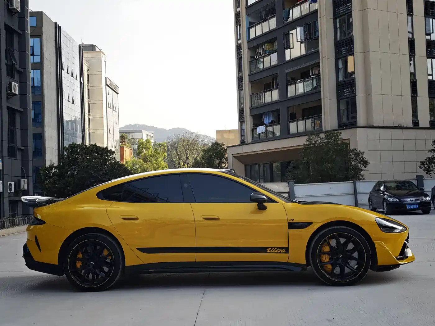 XIAOMI CAR XIAOMI SU7 ULTRA