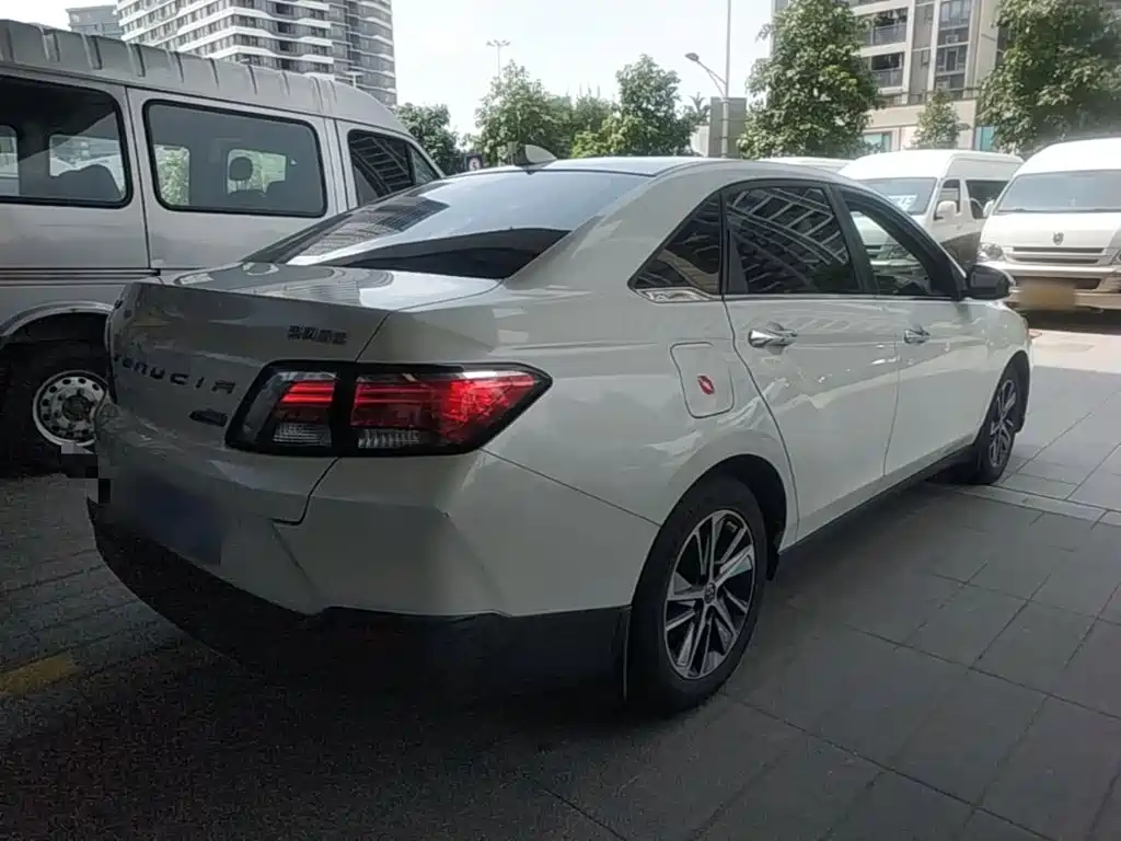Venucia D60 2018 2018 1.6L CVT Smart Elite Edition