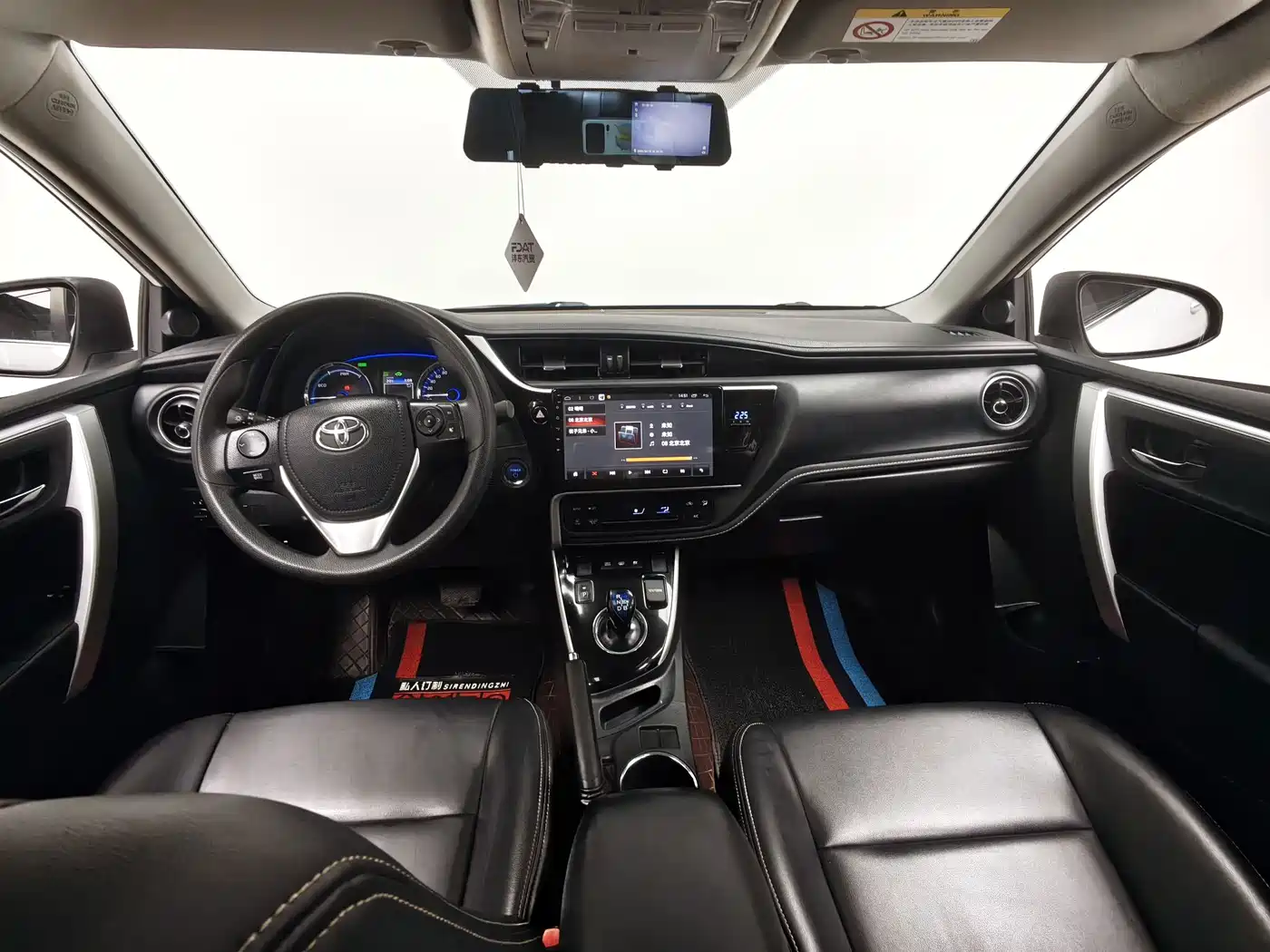 Toyota Corolla Twin Engine E+ 2021 2019 1.8L E-CVT Leading Edition