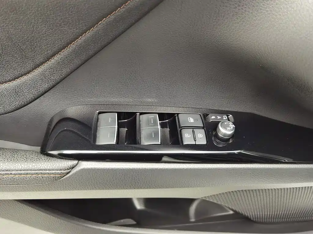 Toyota Camry, миниатюра 9