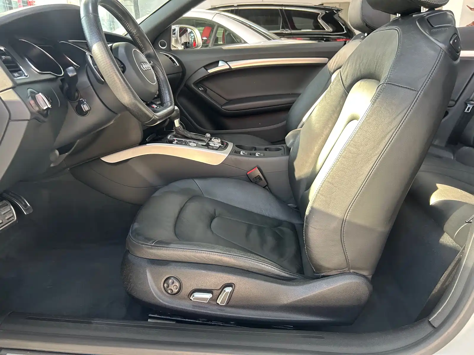 Фото 21 - Audi A5 (Import)