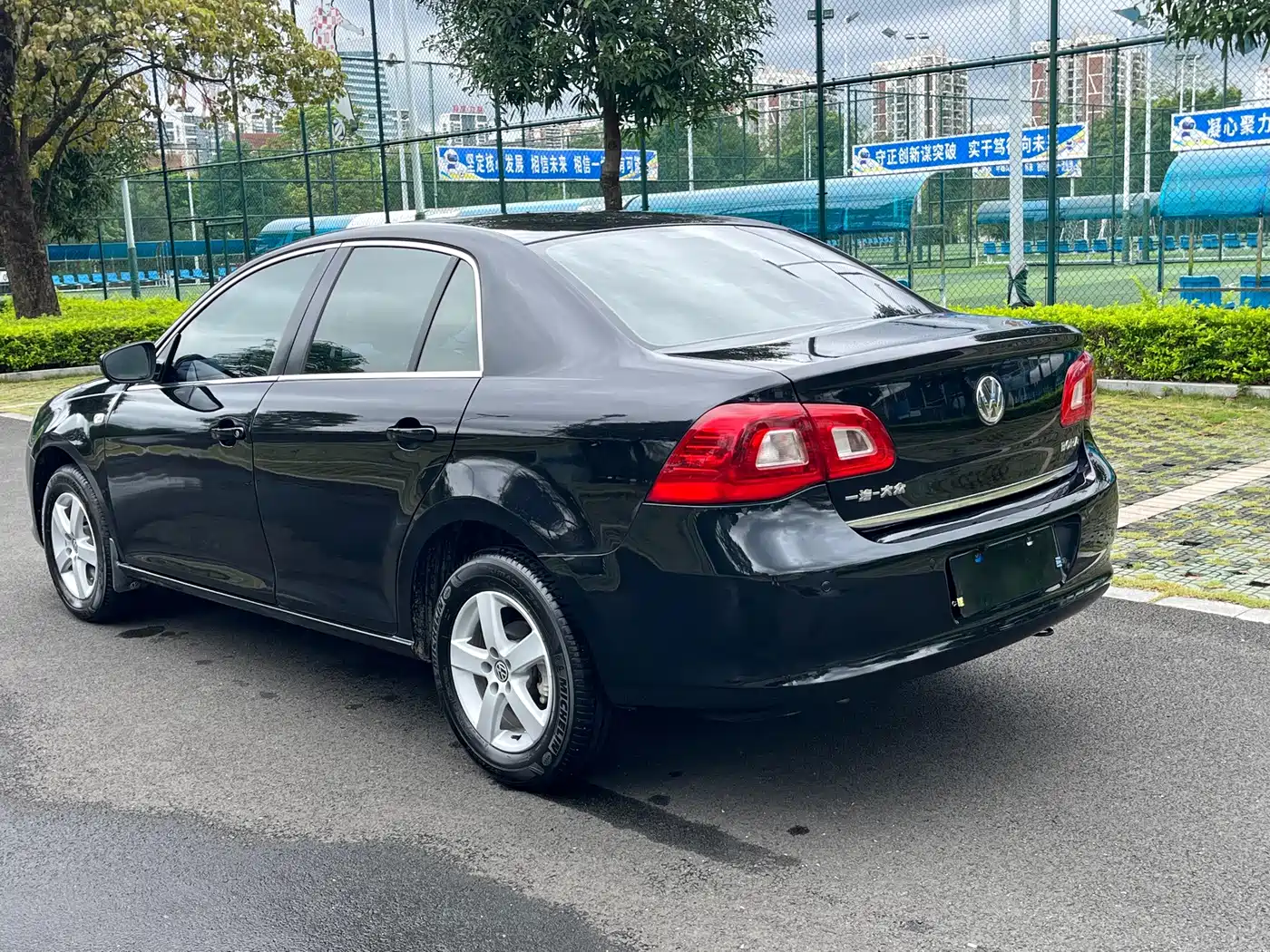 Volkswagen Bora 2011 2011 1.6L Automatic Fashion