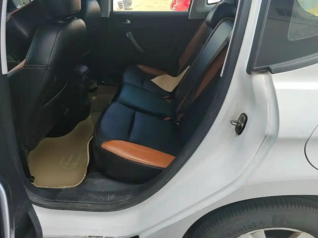 Peugeot 2008 2015 2014 1.6L Automatic Trend Edition