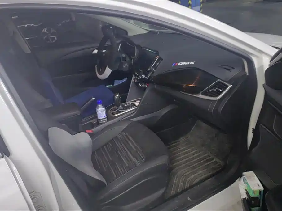 Chevrolet Cavalier 2019 320 Automatic Enjoyment Edition фото 8