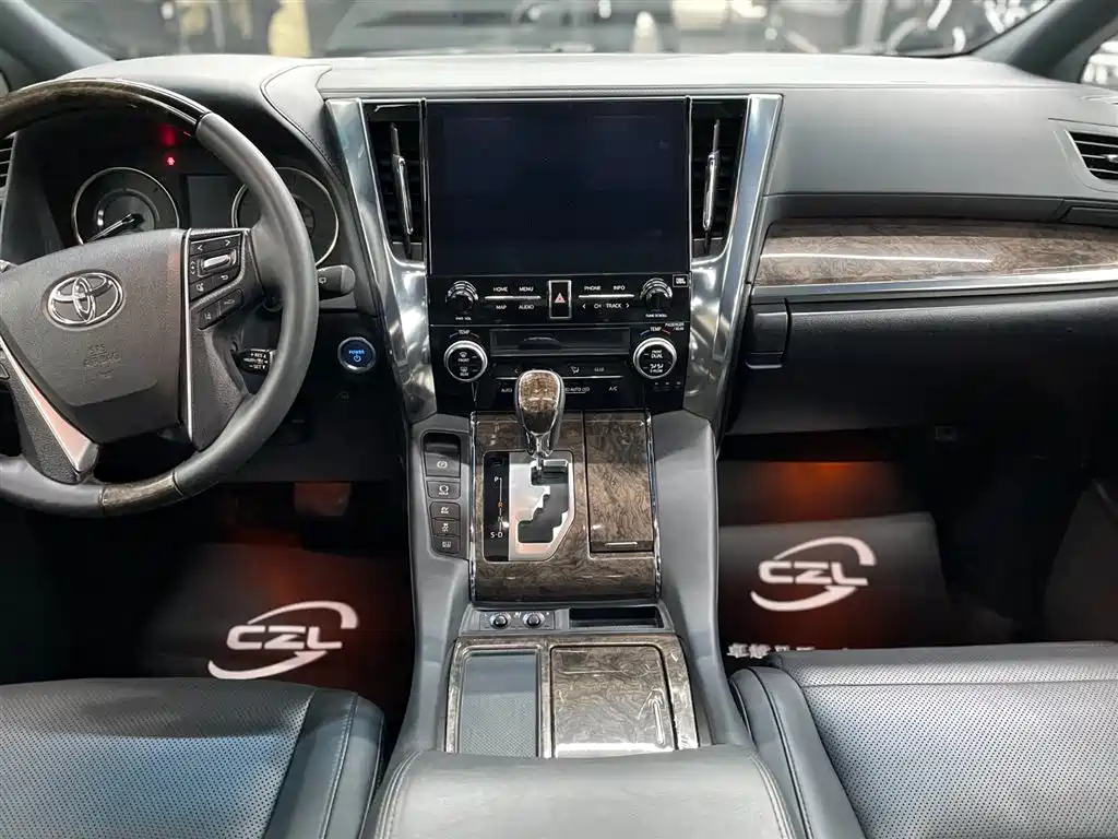 Toyota Alphard 2021 Hybrid 2.5L Premium фото 11