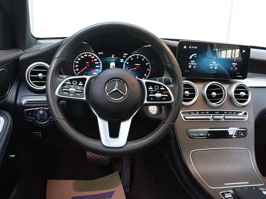 Mercedes-Benz GLC 2020 GLC 300 L 4MATIC Dynamic фото 29