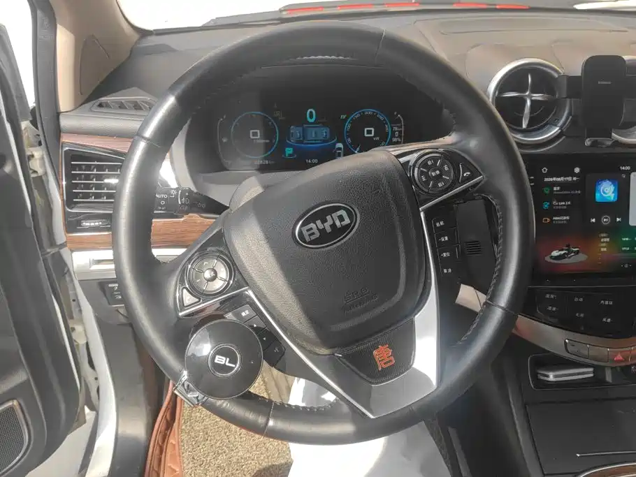 BYD Tang New Energy 2015 2015 2.0T 4WD Flagship