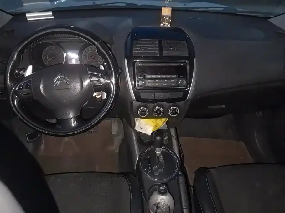Photo 12 - Citroën C4 Aircross (Import)