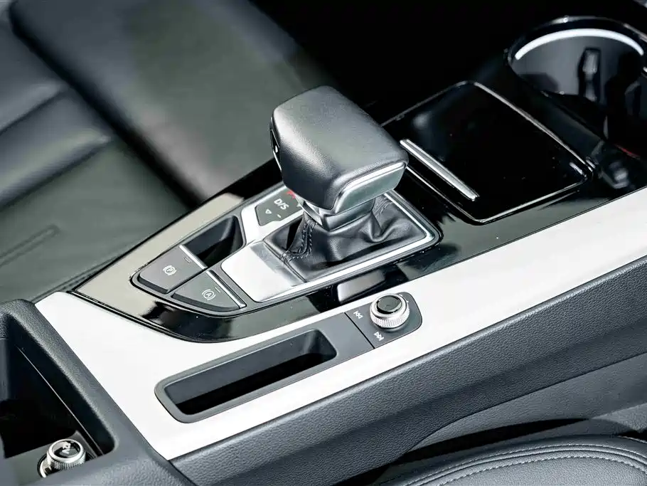 Audi A5 (Import) 2023 Sportback 40 TFSI quattro Luxury Dynamic фото 19