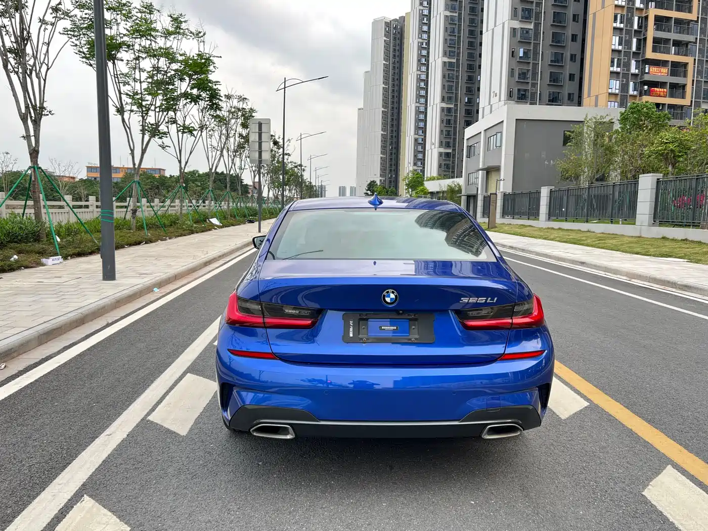 BMW 3 Series 2020 325Li M Sport Package фото 5