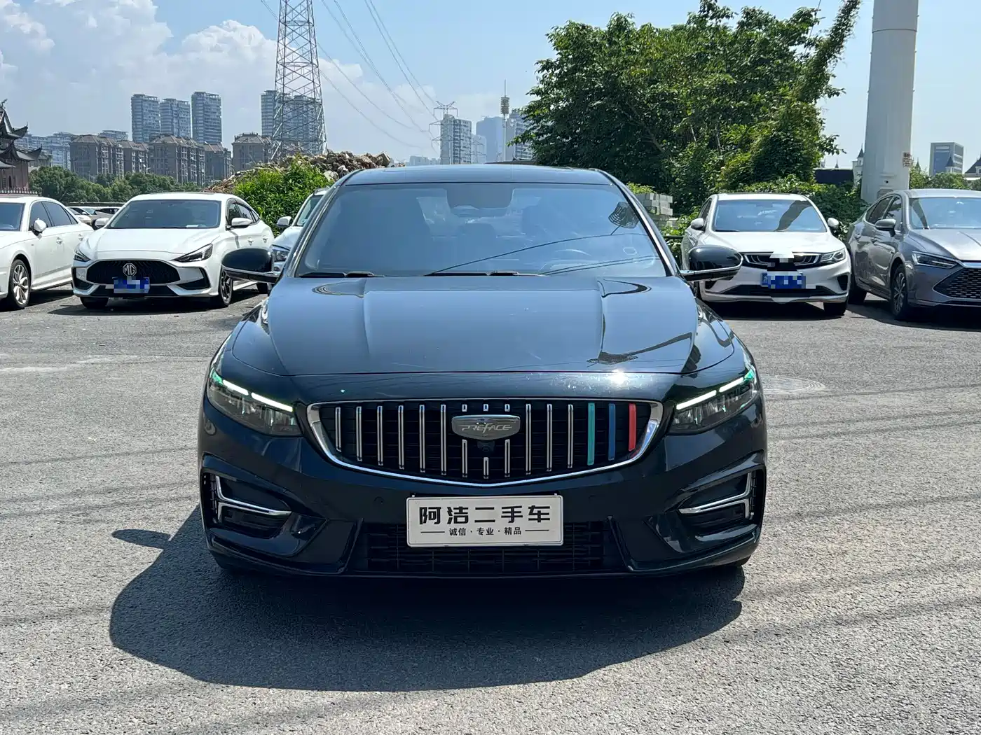 Фото 2 - Geely Preface