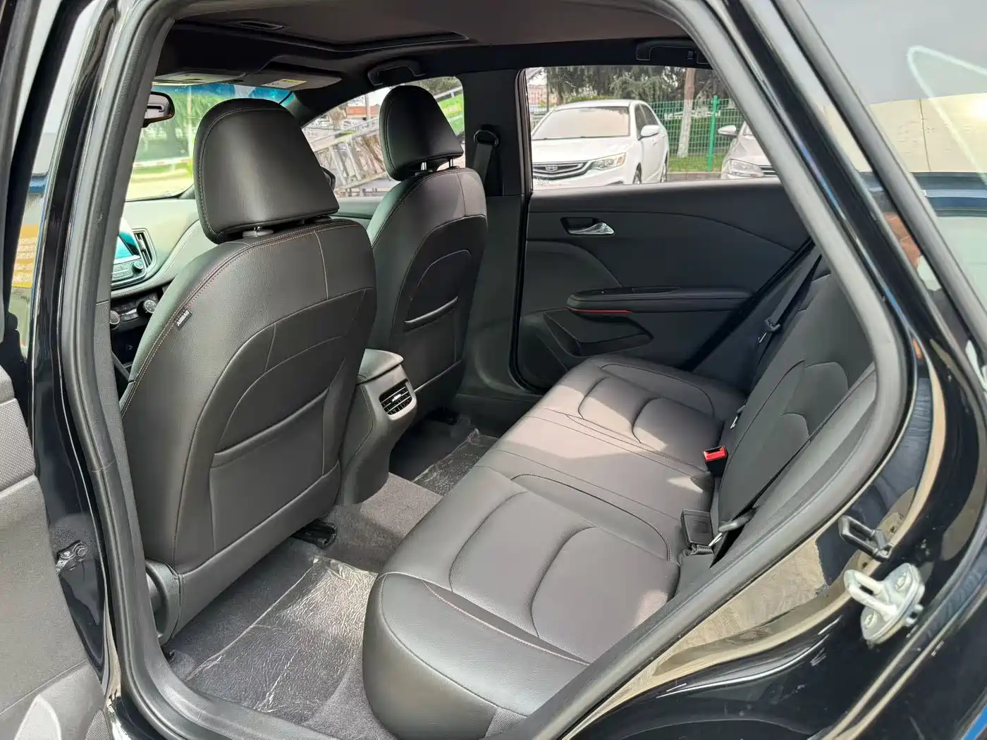 Chevrolet Monza 2019 RS 330T Auto Smooth Edition China VI фото 9