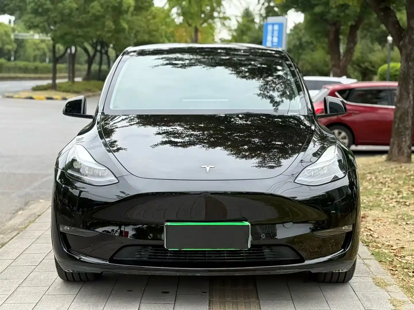 صورة 2 - Tesla Model Y