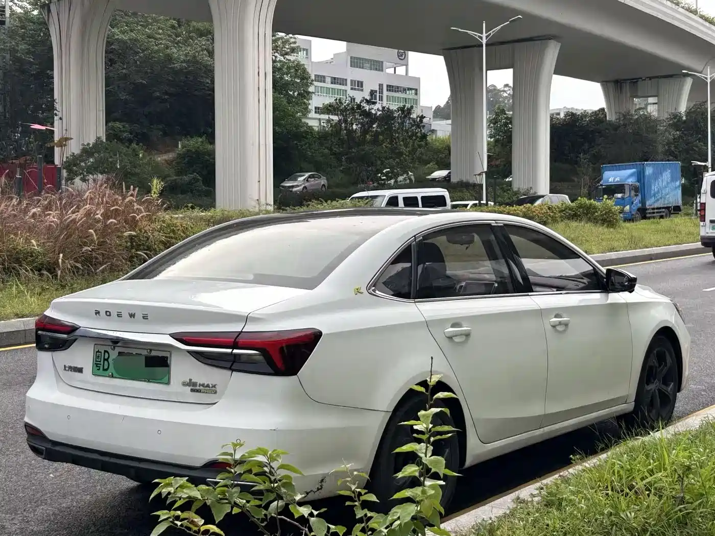Roewe i6 MAX EV 2021 2020 Model 1.5T PHEV Cool Panoramic Sunroof Edition