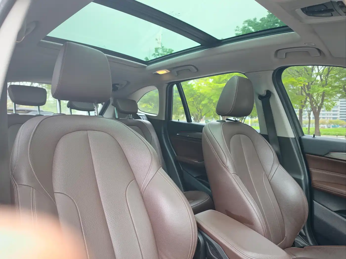 BMW X1 2018 xDrive20Li Premium Model фото 9
