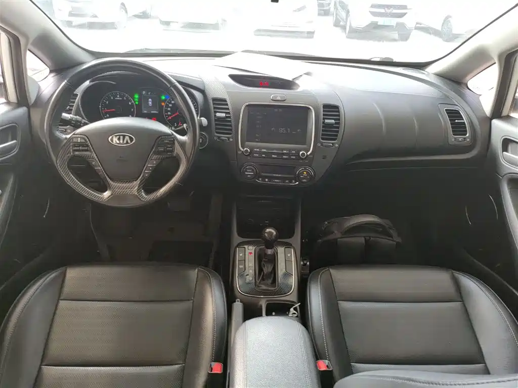 Kia K3 2016 1.6L Automatic GLS фото 6