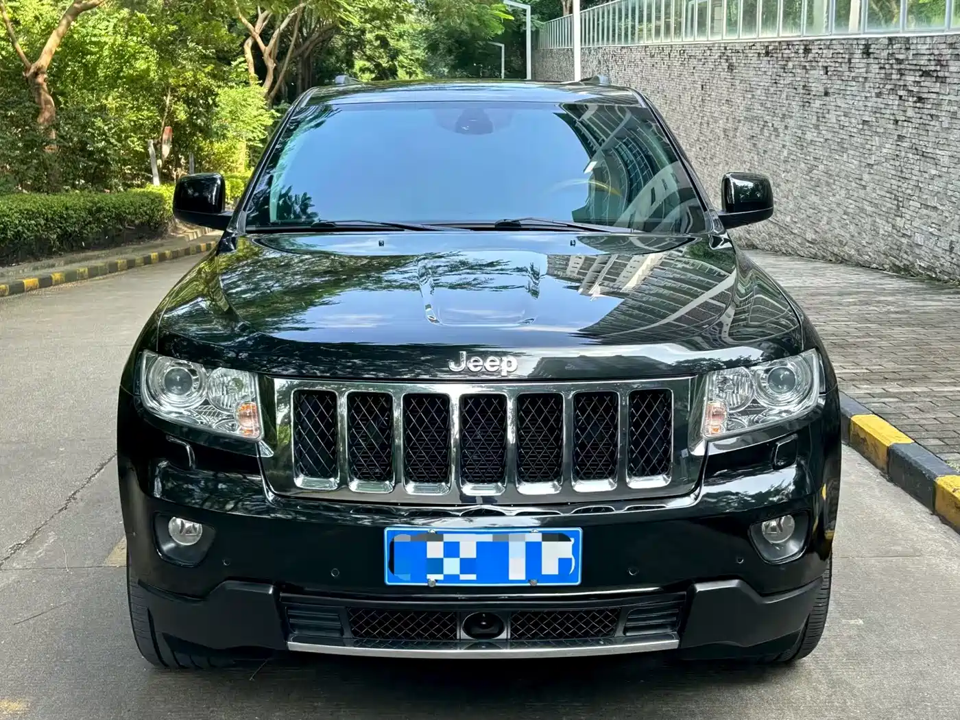 Jeep Grand Cherokee (Import) 2012 2012 3.6L Flagship Navigation Edition