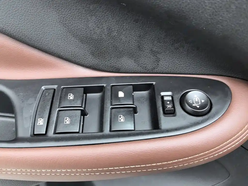 Фото 9 - Buick Envision Plus