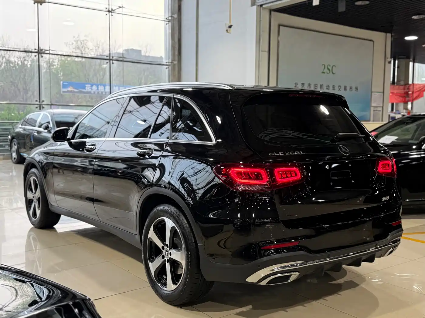 Mercedes-Benz GLC 2022 Model GLC 260 L 4MATIC Dynamic Edition фото 18
