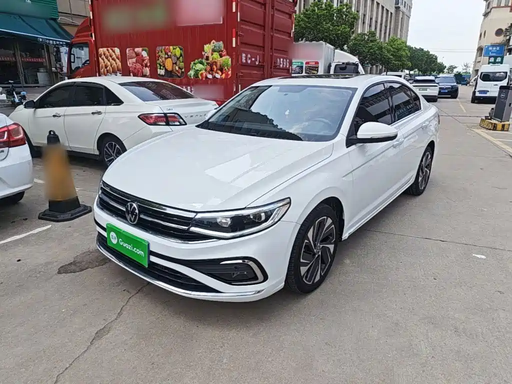 Photo 2 - Volkswagen Bora