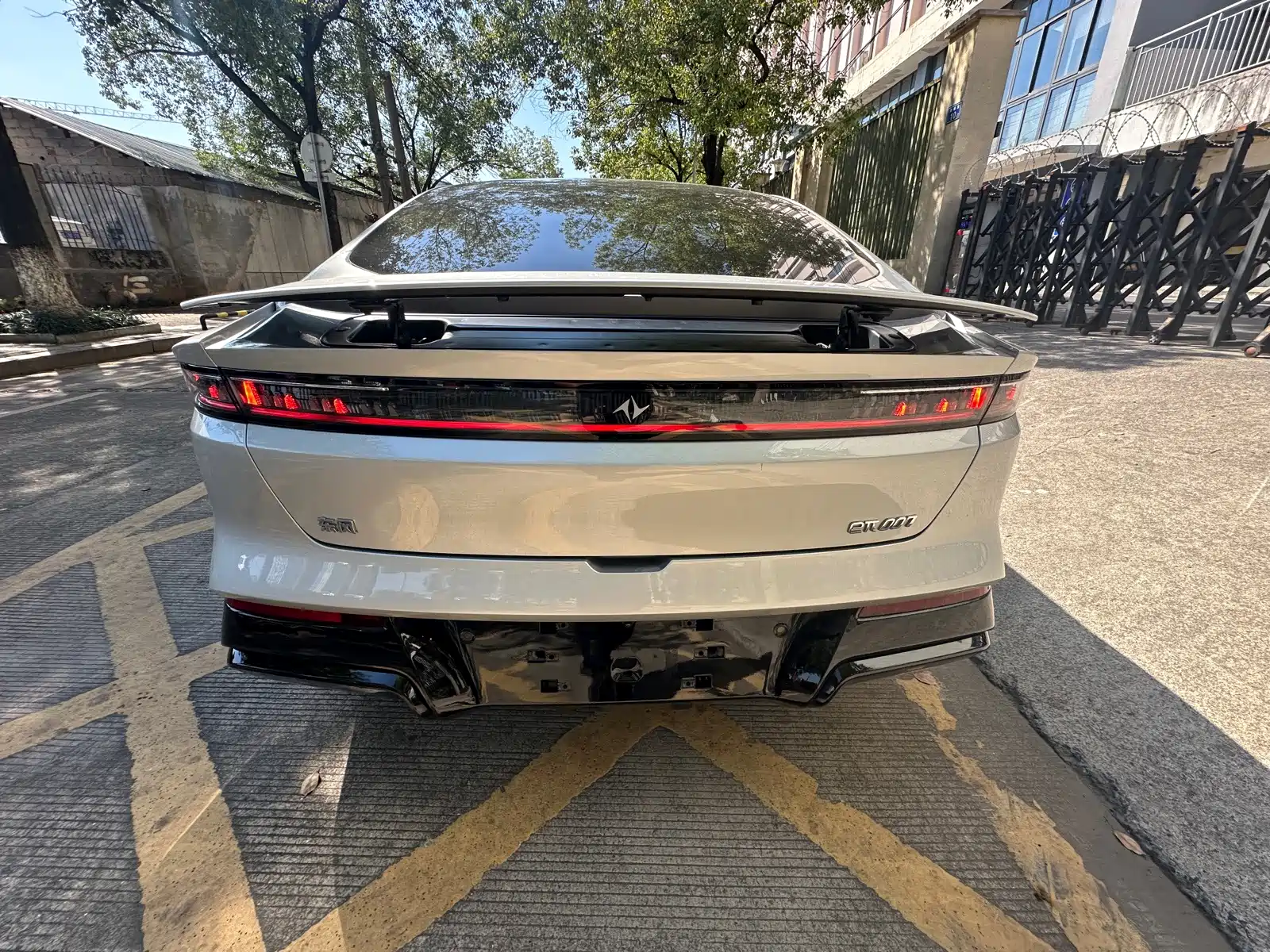 Фото 6 - Dongfeng Yipai eπ007