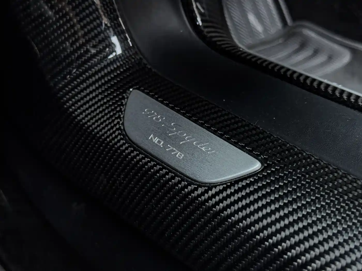 Porsche 918 Spyder 2015 2014 4.6L